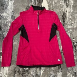 Roadrunner Women’s pink pull over half zip lightweight sweatshirt size small